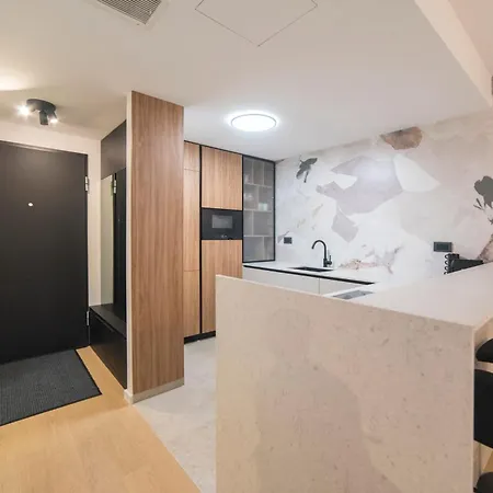 Optima Deluxe Apartment Zagreb Exterior photo